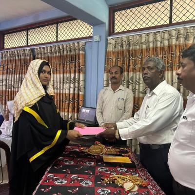 பாடசாலை பாராளுமன்றம் 